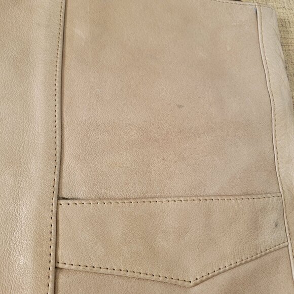 Unik Tan Leather Riding Vest - Picture 6 of 15